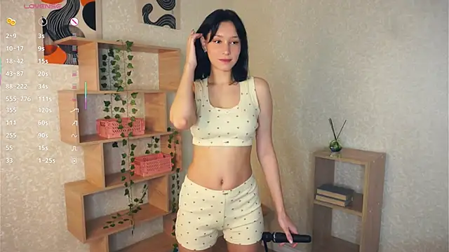 Snapshot of IrenePlamer chatting on 12/05/25, 08:38 IrenePlamer online show from 12/05/25, 08:38