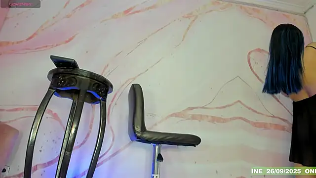 Samm Hots online show from 09/26/25, 01:15