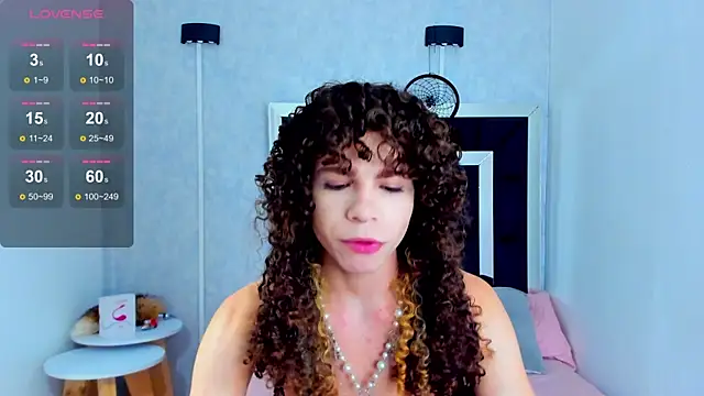 Snapshot of elian_7 chatting on 05/08/26, 12:43 elian 7 online show from 05/08/26, 12:43