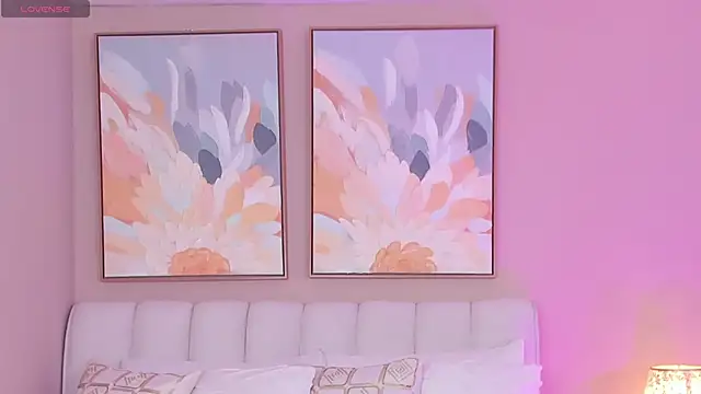 MiaTaylorSweet online show from 04/14/26, 03:51