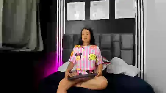 Snapshot of Hornycouple_Hot chatting on 10/08/25, 11:19 Hornycouple Hot online show from 10/08/25, 11:19