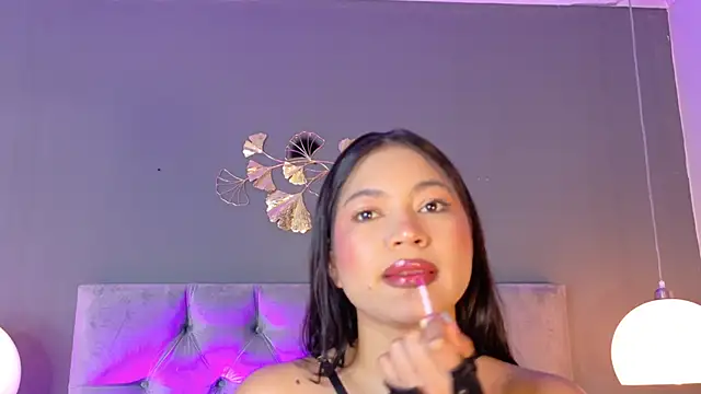 kendalFox  online show from 04/03/26, 02:09