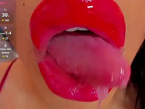 Snapshot of sweet_Elizabeth chatting on 05/15/26, 12:45 sweet Elizabeth online show from 05/15/26, 12:45