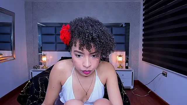 Lucia jane online show from 12/04/25, 08:06