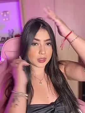 Emiily Moore1 online show from 02/15/26, 06:59