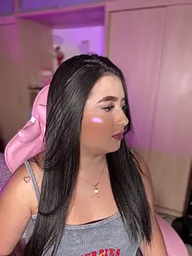 Emiily Moore1 online show from 03/20/26, 10:58