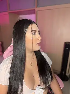Emiily Moore1 online show from 04/27/26, 11:25