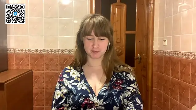 MaroonMoon  online show from 11/22/25, 08:52