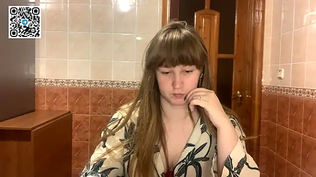 MaroonMoon  online show from 11/28/25, 08:55