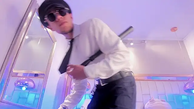 Briam Hornet  online show from 09/09/25, 09:14