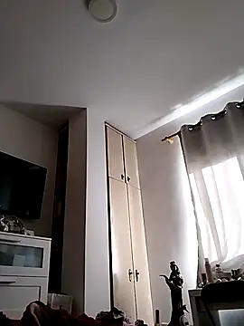 canariamorbosa online show from 10/31/25, 09:43