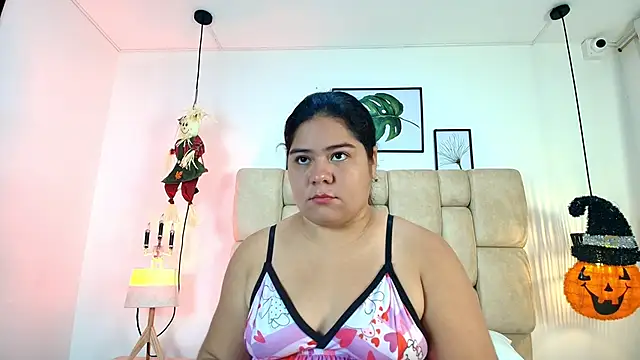 Snapshot of elizawiliamst chatting on 10/24/25, 11:50 elizawiliamst online show from 10/24/25, 11:50