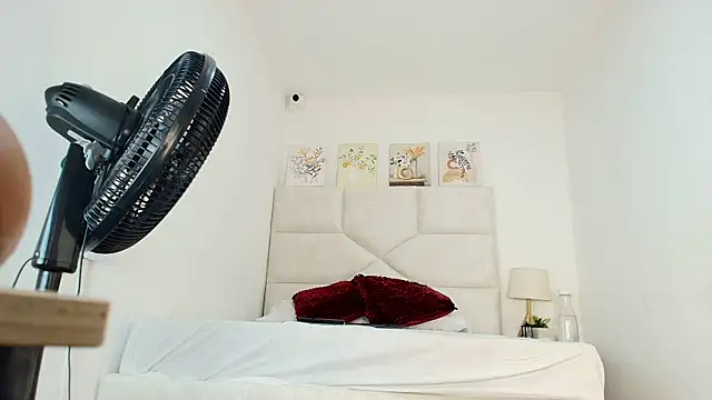 elizawiliamst online show from 03/21/26, 11:59