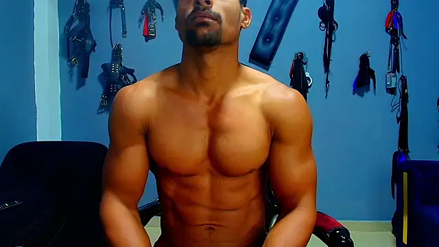 Snapshot of Adonis_artemis chatting on 04/22/26, 01:45 Adonis artemis online show from 04/22/26, 01:45