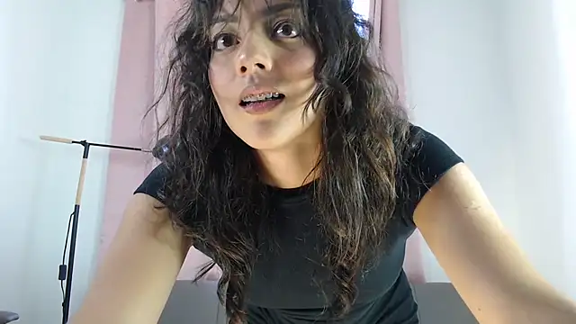 WendySuns  online show from 09/13/25, 09:03