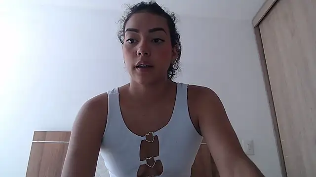 WendySuns  online show from 10/21/25, 03:57