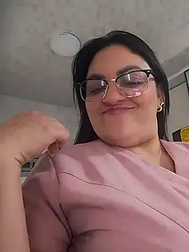 tiffany Johnson1 online show from 09/18/25, 05:37