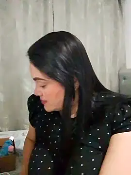 tiffany Johnson1 online show from 10/09/25, 02:31