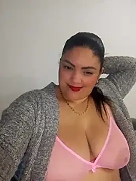 Snapshot of tiffany_Johnson1 chatting on 11/23/25, 01:38 tiffany Johnson1 online show from 11/23/25, 01:38