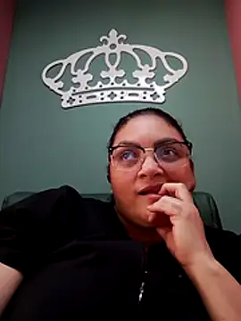 Snapshot of tiffany_Johnson1 chatting on 12/01/25, 04:01 tiffany Johnson1 online show from 12/01/25, 04:01