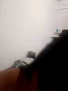 Snapshot of tiffany_Johnson1 chatting on 12/15/25, 12:48 tiffany Johnson1 online show from 12/15/25, 12:48