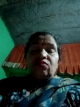 Manavi x online show from 11/11/25, 08:53