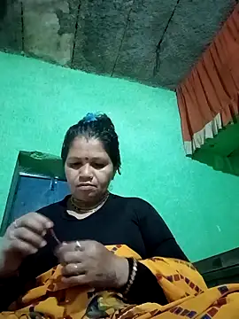 Manavi x online show from 04/13/26, 01:11