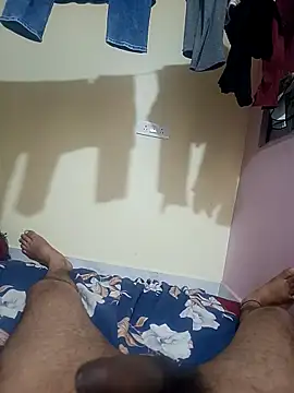 Snapshot of bobby3374 chatting on 10/01/25, 11:55 bobby3374 online show from 10/01/25, 11:55