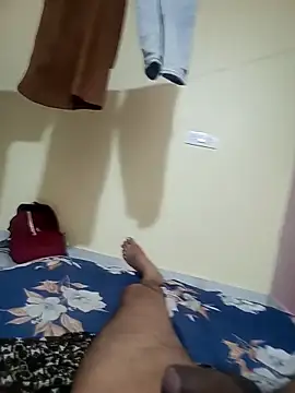 Snapshot of bobby3374 chatting on 10/03/25, 03:20 bobby3374 online show from 10/03/25, 03:20