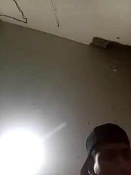 Snapshot of Bebicho14 chatting on 09/25/25, 04:49 Bebicho14 online show from 09/25/25, 04:49