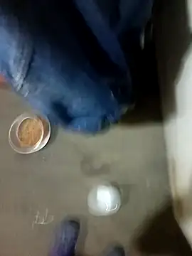 Bebicho14 online show from 04/12/26, 03:44