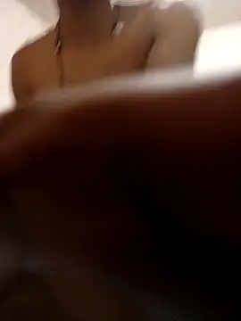 Bebicho14 online show from 04/15/26, 07:37