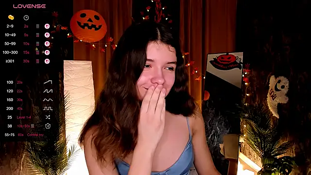 Snapshot of amy_cute_cat chatting on 10/29/25, 09:00 amy cute cat online show from 10/29/25, 09:00