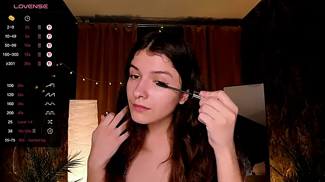 Snapshot of amy_cute_cat chatting on 11/19/25, 08:47 amy cute cat online show from 11/19/25, 08:47