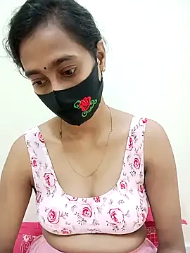 Snapshot of Softecho-03 chatting on 10/26/25, 02:39 Softecho-03 online show from 10/26/25, 02:39