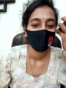 Snapshot of Softecho-03 chatting on 10/26/25, 02:45 Softecho-03 online show from 10/26/25, 02:45