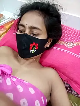 Snapshot of Softecho-03 chatting on 11/06/25, 06:25 Softecho-03 online show from 11/06/25, 06:25