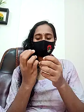 Snapshot of Softecho-03 chatting on 11/07/25, 09:31 Softecho-03 online show from 11/07/25, 09:31