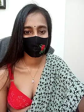 Snapshot of Softecho-03 chatting on 11/15/25, 04:47 Softecho-03 online show from 11/15/25, 04:47