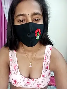 Snapshot of Softecho-03 chatting on 12/13/25, 07:53 Softecho-03 online show from 12/13/25, 07:53