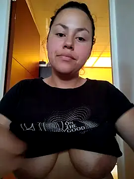 camila-titis online show from 03/15/26, 07:31