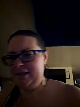 Yamiko42 online show from 04/14/26, 01:17