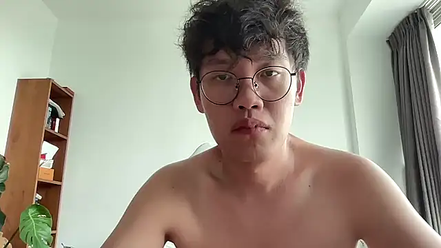 Passionatetwink2 online show from 10/23/25, 08:02