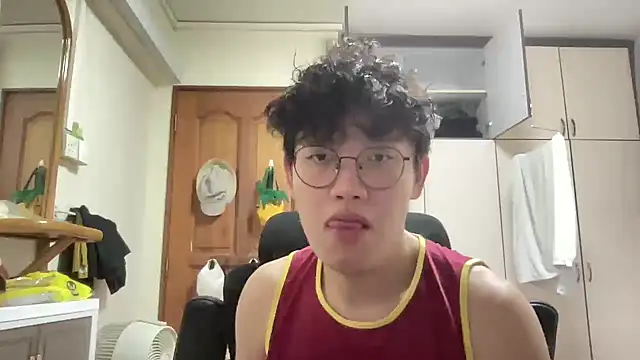 Passionatetwink2 online show from 02/07/26, 08:29