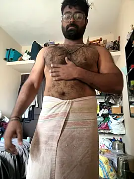 Snapshot of DJLOVE280825 chatting on 10/08/25, 03:04 DJLOVE280825 online show from 10/08/25, 03:04