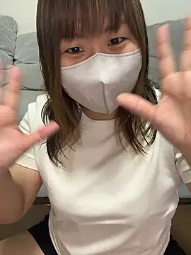 Snapshot of xxx_yuna_xxx chatting on 10/07/25, 07:22 xxx yuna xxx online show from 10/07/25, 07:22