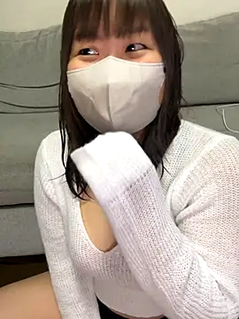 Snapshot of xxx_yuna_xxx chatting on 10/27/25, 08:24 xxx yuna xxx online show from 10/27/25, 08:24