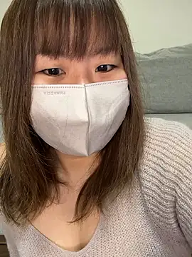 Snapshot of xxx_yuna_xxx chatting on 11/18/25, 08:57 xxx yuna xxx online show from 11/18/25, 08:57