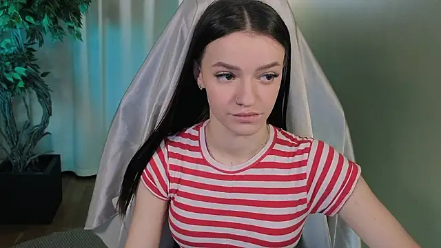 E l i z e  online show from 02/11/26, 05:34