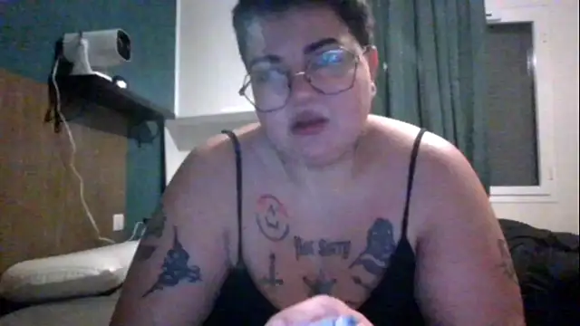 Snapshot of PirateXL chatting on 03/19/26, 12:25 PirateXL online show from 03/19/26, 12:25